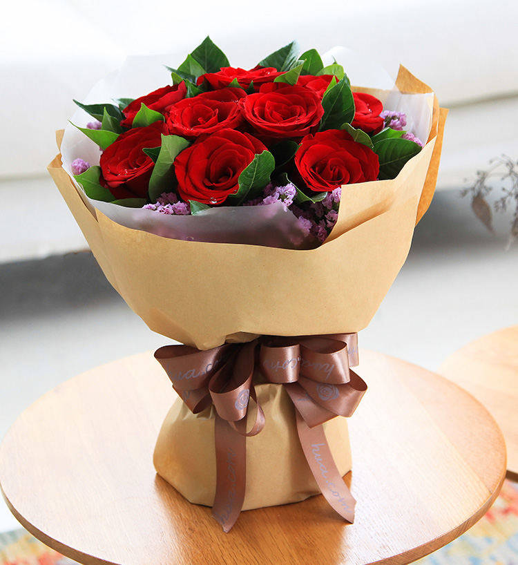 道歉送什么花給女朋友的話_女朋友生氣送花道歉寫什么_給女性朋友道歉送什么花比較好