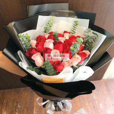 送愛(ài)人合適玫瑰花嗎_送愛(ài)人玫瑰花幾朵合適_送愛(ài)人合適玫瑰花的花語(yǔ)